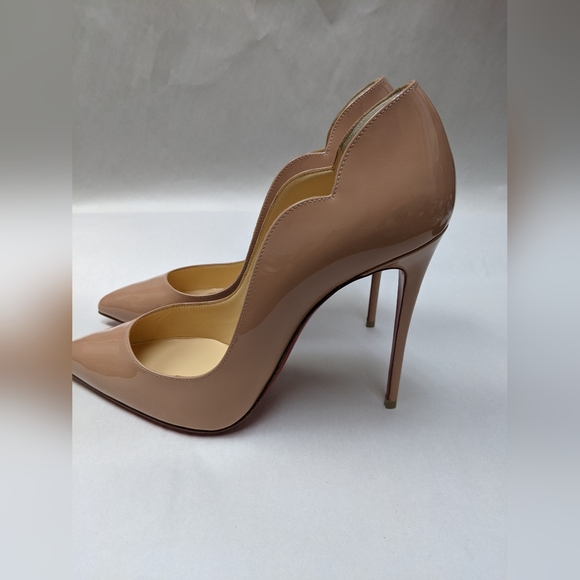 Christian Louboutin Hot Chick Beige Pumps (US 8) - Picture 8 of 15